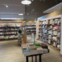Barnes & Noble