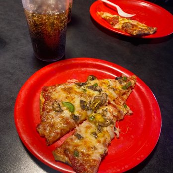 460° Pizza - Delicious! Buffet price reasonable & have wifi. They asked what toppings I like. Love the thin crust & the sauce, quality ingredients. - Pizza Near Me - Peoria, Illinois