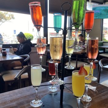 Madres Brunch - Mimosa 12 flight - Breakfast & Brunch Near Me - Bellflower, California