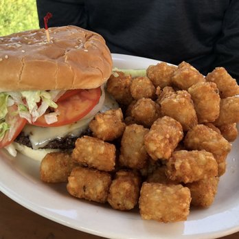 Cruiser Cafe - Burger with tater tots - American Near Me - Eatonville, Washington