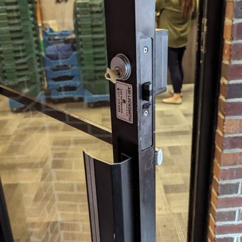 Ari Locksmith - Keys & Locksmiths Near Me