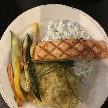 Sackett's Table - Grilled Salmon with dill sauce - American Near Me - Seneca Falls, New York
