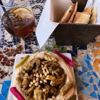 Dvine Mediterranean Experience - Brea - Hummus with Chicken Shawarma and Pita Bread - Mediterranean Near Me - Brea, California Dvine Mediterranean Experience - Brea - Hummus with Chicken Shawarma and Pita Bread - Mediterranean Near Me - Brea, California