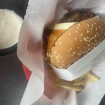 Haven Acres Marina Bar & Grill  - BBQ Bacon Cheeseburger - American Near Me - Lathrop, California