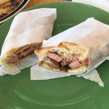 Antiguas café - Super shuco, carne asada, sausages.  Interesting that they put ketchup / mustard on it - Cafes Near Me - San Rafael, California