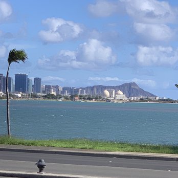 Magnum Helicopters - Diamondhead - Aerial Tours Near Me - Honolulu, Hawaii