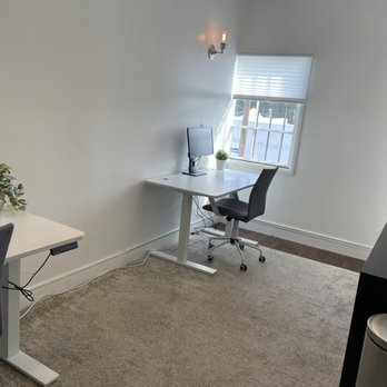 Beach House CoWork - Shared Office Spaces Near Me - Santa Monica, California Beach House CoWork - Shared Office Spaces Near Me - Santa Monica, California
