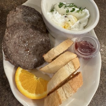 Goose Feathers Cafe & Bakery - Breakfast Platter - Breakfast & Brunch Near Me - Savannah, Georgia