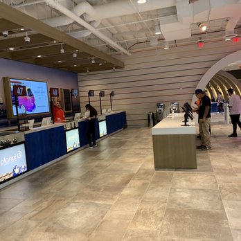 Planet 13 - Cannabis Dispensaries Near Me - Santa Ana, California Planet 13 - Cannabis Dispensaries Near Me - Santa Ana, California