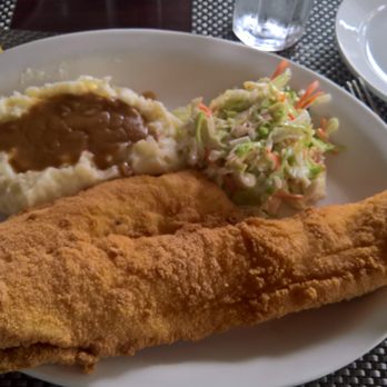 Creekview Restaurant - Fried haddock - Wine Bars Near Me - Williamsville, New York Creekview Restaurant - Fried haddock - Wine Bars Near Me - Williamsville, New York