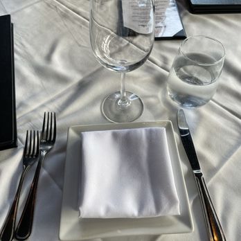 Fig's Prime - Table setting. - Steakhouses Near Me - Altamonte Springs, Florida