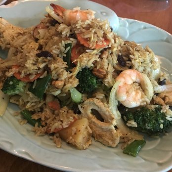 Thai Blossom - Pineapple Fried Rice - Thai Near Me - Winter Garden, Florida