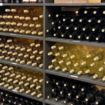 Christopher Cellars - Wine Tasting Room Near Me - Elk Grove, California