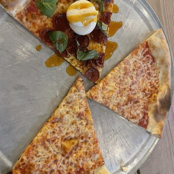 Pizza Lobo - Andersonville - Cheese and Borgata pizza - Pizza Near Me - Chicago, Illinois Pizza Lobo - Andersonville - Cheese and Borgata pizza - Pizza Near Me - Chicago, Illinois