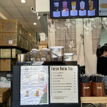 Dots Boba - Inside - Bubble Tea Near Me - San Francisco, California