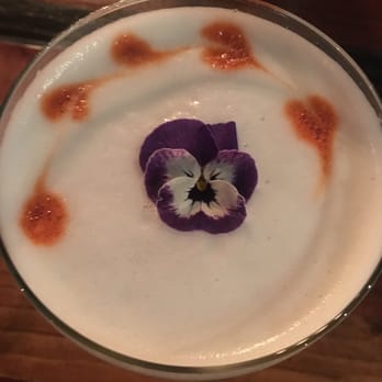 Preamble Craft Cocktail Lounge - The bees knees - Lounges Near Me - Webster, Texas