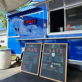 Home Plate - He told me an outdoor deck is coming too. - Food Trucks Near Me - Pflugerville, Texas