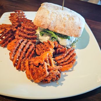 kitchen747 - Pizza Near Me - Roseville, California