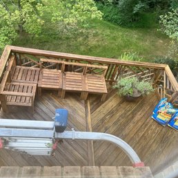 They washed my deck furniture I didn't even ask! They washed my deck furniture I didn't even ask!