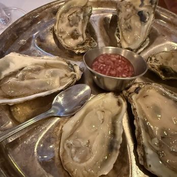 Bonda Restaurant - Oysters - New American Near Me - Fairfield, Connecticut
