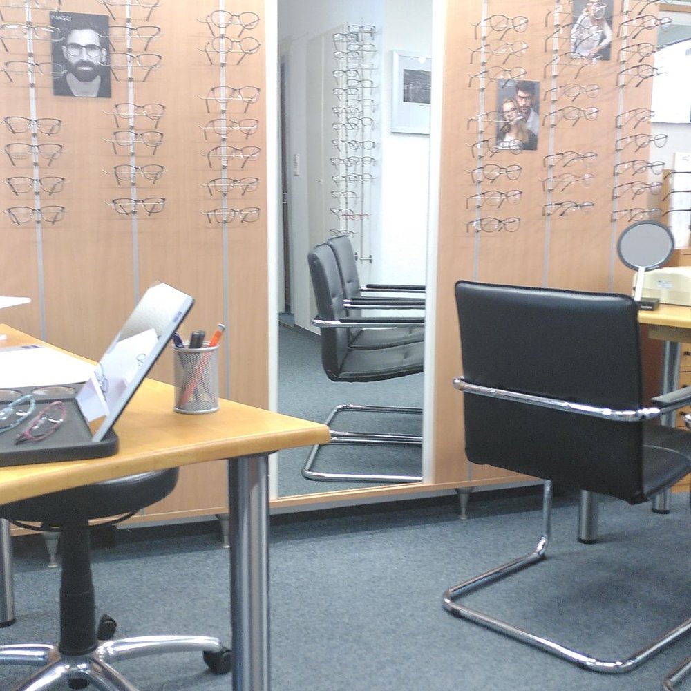 Optik Pur - genug Abstand ist da - Eyewear & Opticians Near Me - Nuremberg, BY Optik Pur - genug Abstand ist da - Eyewear & Opticians Near Me - Nuremberg, BY