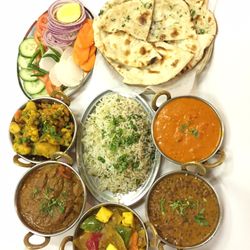Restaurant India's Oven - Great variety for both vegan and non vegetarian food