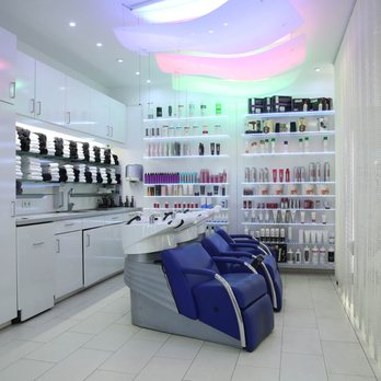 Khalil - Hair Salons Near Me - Hanover, NI