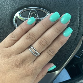 Dj Elite Nail & Spa - Pretty summer color! - Day Spas Near Me - Roslyn Heights, New York