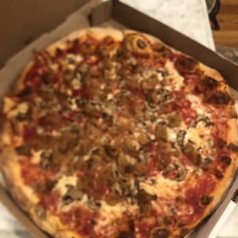Pizzaiolo By Brothers - 16'' Large Pizza with mushroom and eggplant - Pizza Near Me - Midland Park, New Jersey