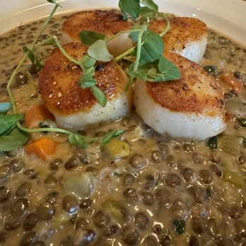 Niner Wine Estates - Scallops - Wine Tasting Room Near Me - Paso Robles, California
