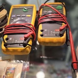 J&Q Consignment - Fluke Multimeters