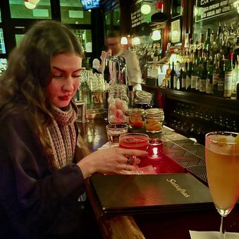 Sassafras Bar - Bars Near Me - Philadelphia, Pennsylvania Sassafras Bar - Bars Near Me - Philadelphia, Pennsylvania