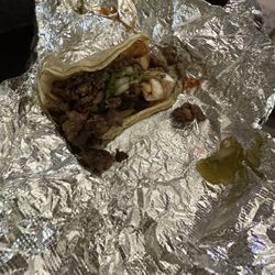 El Pariente Mexican Food - Carne asada taco to go