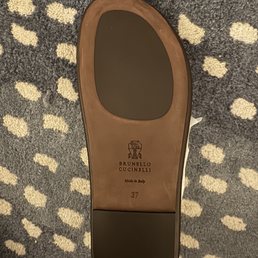 A shoe that has not been worn. A shoe that has not been worn.