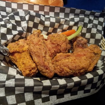 Wingporium - Huge lemon pepper wings - Pubs Near Me - Mississauga, Ontario