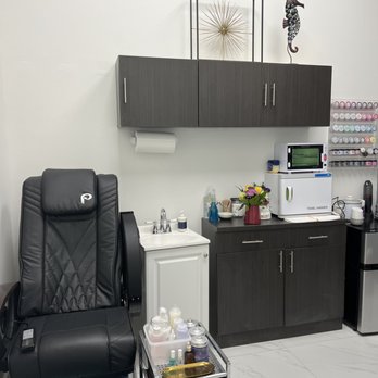 Nails By Vivian - Nail Technicians Near Me Nails By Vivian - Nail Technicians Near Me
