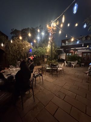 Somerset Bar by null
