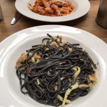 The Courtyard - Pubs Near Me - Wokingham, WOK