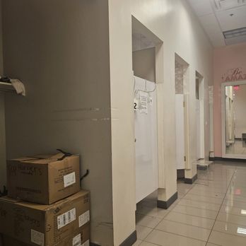 Charlotte Russe - Dirty dressing room. - Women's Clothing Near Me - Northridge, California Charlotte Russe - Dirty dressing room. - Women's Clothing Near Me - Northridge, California