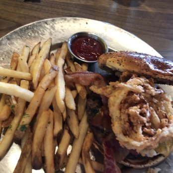 Eureka! - American Near Me - Santa Barbara, California