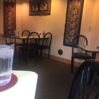 Thai Kitchen - Ice water pitchers on every table - Thai Near Me - Durango, Colorado