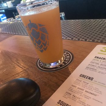 30hop - Beer Bar Near Me - Cedar Rapids, Iowa 30hop - Beer Bar Near Me - Cedar Rapids, Iowa