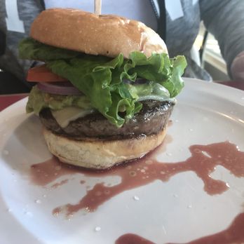 Boulevard Burger - Guacamole Burger - Burgers Near Me - Castro Valley, California