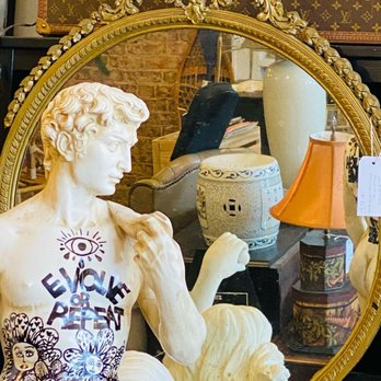Dalton Antique Market - Mirror antique c. 1900's - Antiques Near Me - Dalton, Georgia Dalton Antique Market - Mirror antique c. 1900's - Antiques Near Me - Dalton, Georgia