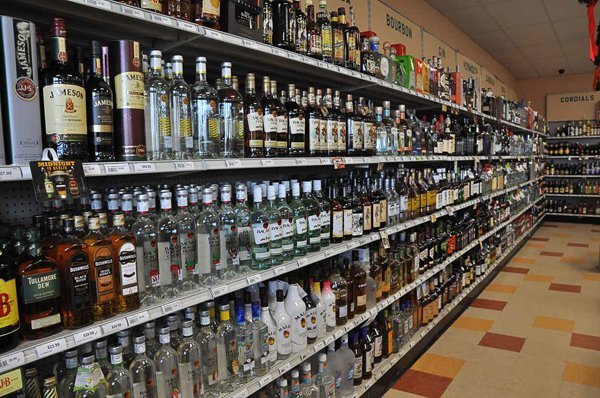 FAIRFIELD WINES & SPIRITS - Updated July 2026 - 20 Photos - 561 Post Rd ...