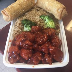  China Wok - General Tso Chicken w/ Shrimp/Egg Rolls