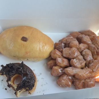 88 Donuts Bakery Cafe - Donuts! - Bakeries Near Me - Orlando, Florida