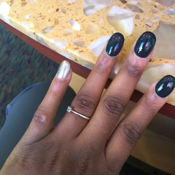 Nails Image - Holiday nail - Nail Salons Near Me - Wilmington, Delaware