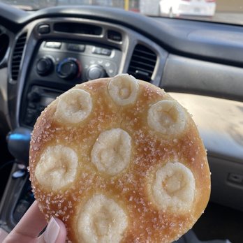 85°C Bakery Cafe-Plano - Cream cheese sugar brioche - Bakeries Near Me - Plano, Texas 85°C Bakery Cafe-Plano - Cream cheese sugar brioche - Bakeries Near Me - Plano, Texas