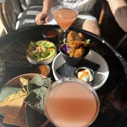 Guacamole, fried zucchini and watermelon margs (forgot the drink name, but top of the drink list) Guacamole, fried zucchini and watermelon margs (forgot the drink name, but top of the drink list)